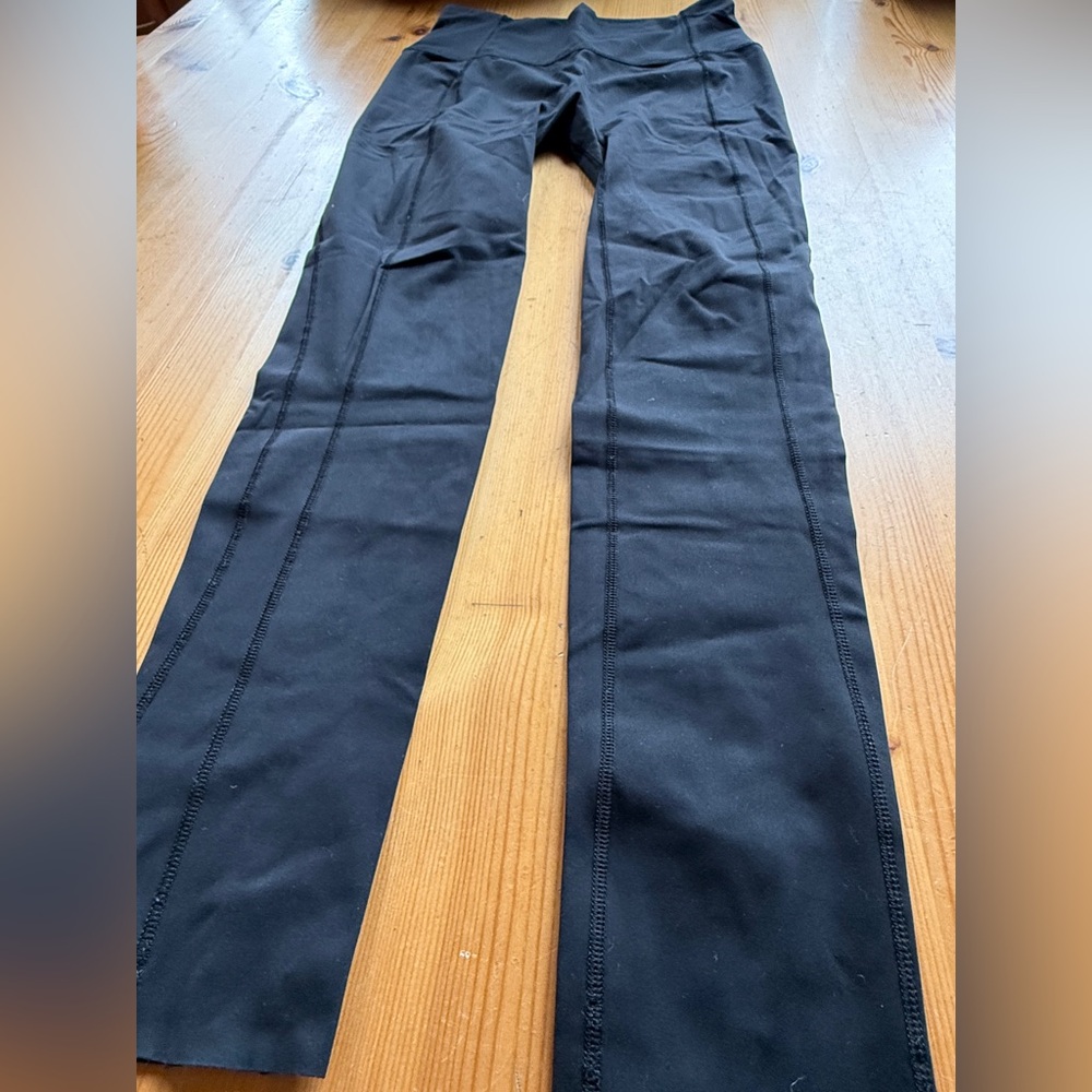 Lululemon 7/8 Leggings - Solid Black